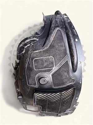 BMW X5 F15 AND X6 F16 LEFT FRONT FENDER LINER/MUD GUARD AVAILABLE FOR SALE IN EXCELLENT CONDITION