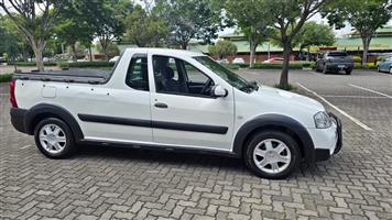2011 Nissan  Np200 Safety Pack 1.5DCI