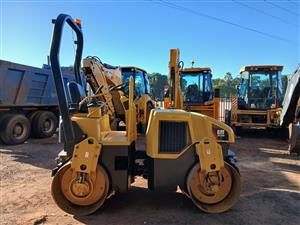 2014 Caterpillar CB-224D Roller