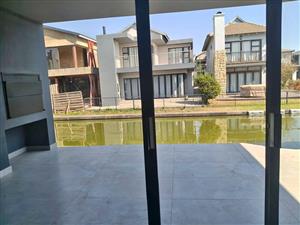 Stunning house for rental in the Islands Estate, Haartebees
