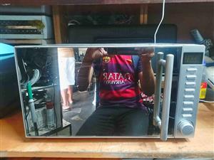 Russell Hobbs 20L Mirror Finish Microwave - Good Condition