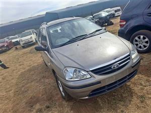 Stripping Tata Indica Station Wagon for parts