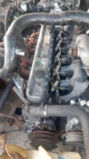 Nissan UD 80/90/95/100/460 engine models in stock