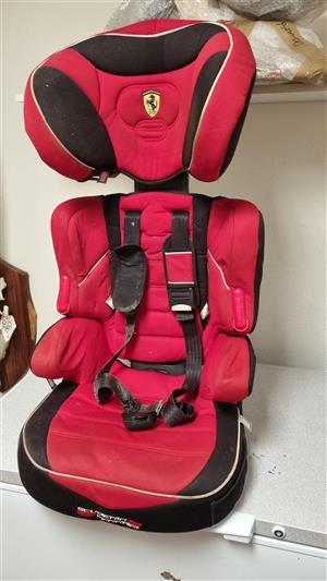 Kids car seats and booster seats