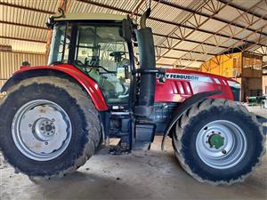 2017 MASSEY FERGUSON 7615