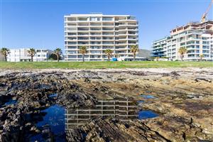 Apartment For Sale in Mouille Point