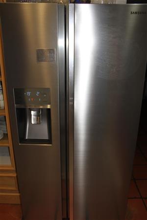 SAMSUNG Side by Side Refrigerator 570l