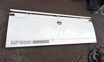 Nissan NP300 single cab tailgate