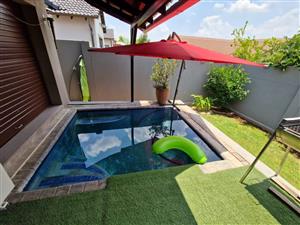House For Sale in Rua Vista