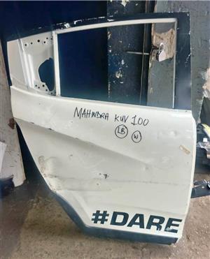 Mahindra KUV100 door
