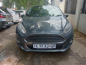 Ford Fiesta 5 door 1.0T Titanium