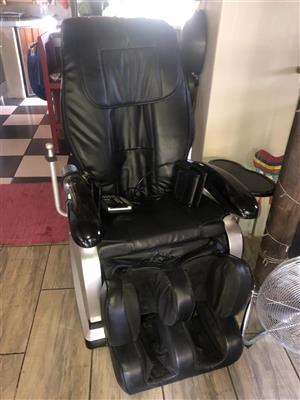 240W RoHS Massaging Chair 