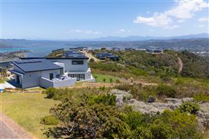 Prime Position within Fernwood Private Estate