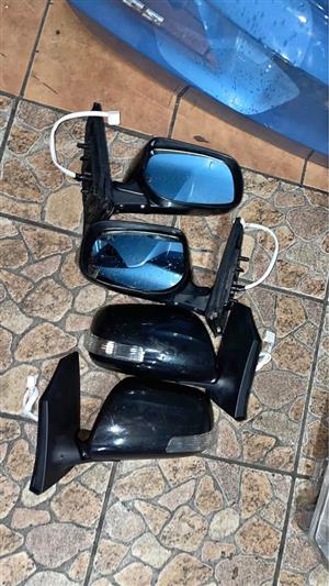 Toyota Runx sedan side mirrors