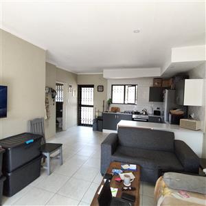 ULTIMATE LIVING IN BRACKENHURST Alberton 