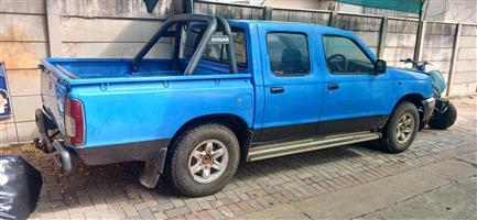 Nissan Hardbody Double Cab bakkie 
