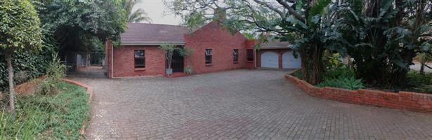 Stylish Facebrick Home in the Heart of Winterhoek Park