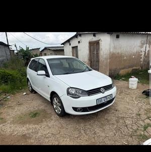 2013 polo vivo 