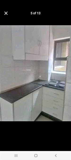  1 Bedroom Cottage To Let in Kensington – Close to Jeppe Boys High School