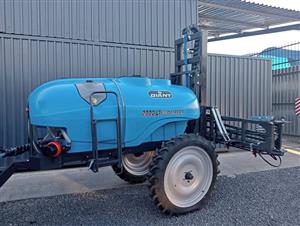2000L BOOMSPRAYER