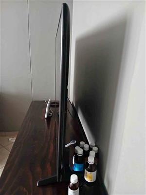 LG LED 55" TELEVISION (backlight issues)