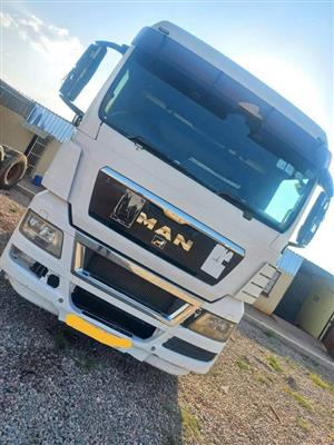 MAN TGX 26.440 truck(Single turbo spec)