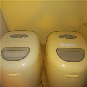 SMART ICE MAKERS X 2