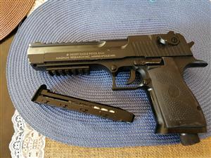 Desert eagle pistol 