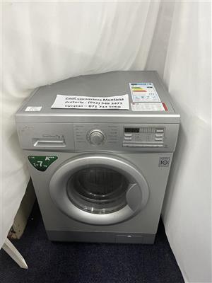 7 kg LG Direct Drive Washing Machine - B033065224-1
