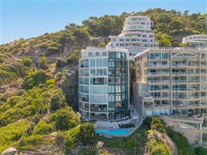 Apartment For Sale in Clifton
