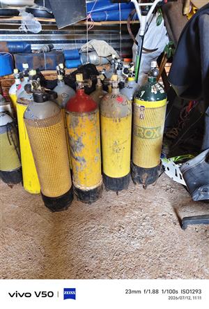 Scuba cylinders
