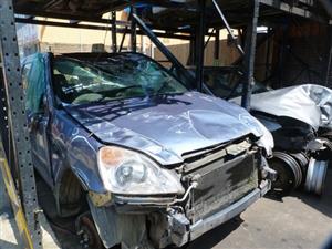 We are dismantling this Honda Crv 2003 2.0 Auto Petrol 