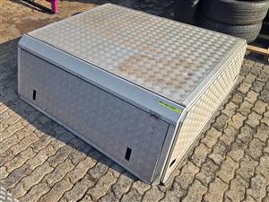 Old Navara DC Alum canopy