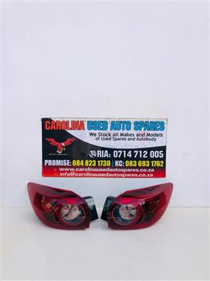 Mazda 3 left and right outer taillight (hatchback) (2014-2018)