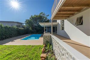 House For Sale in Camps Bay