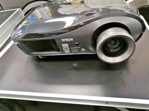 Epson H262B 3LCD Overhead Projector, 