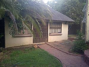 Thatched Outside Room To Rent