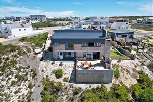 Exceptional Long-Term Rental in Struisbaai - Ocean View Heights