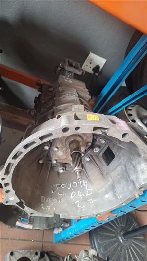 Toyota 2.7 2TR Gearbox 5 speed R10000 on exchange