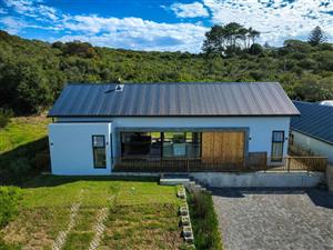 House For Sale in Still Bay West