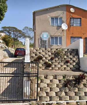 Lovely Home, Montford, Chatsworth