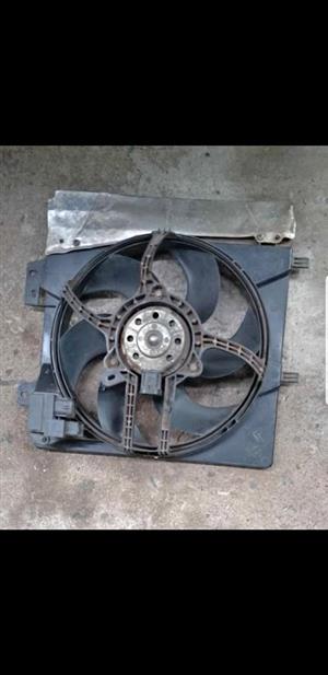Citroen c2 fan assembly