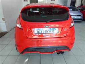 2014 FORD FIESTA St manual RED Color petrol  PDC Sensors  