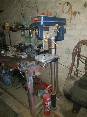 Ryobi DP - 16  Pedestal Drill Press