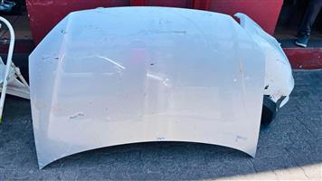 VW POLO VIVO BONNET