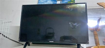 Panasonic tv 32 inch  280 Steve Biko road  Gezina  PTA  calls Wattsup 