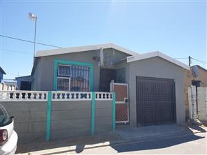 House For Sale in Kuyasa