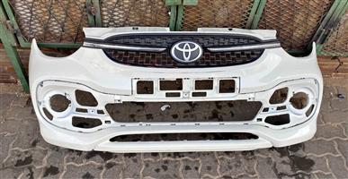 Toyota Vitz front bumper and grill