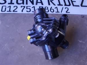 THERMOSTAT FOR BMW ENGINES N52-N54 NEW 