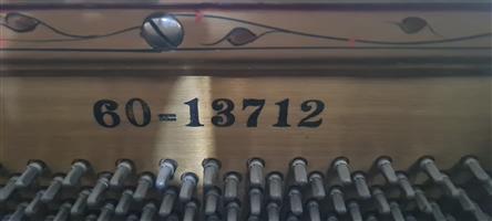 Lincoln Bios Klavier